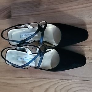 Ann Marino velvet/satin heels